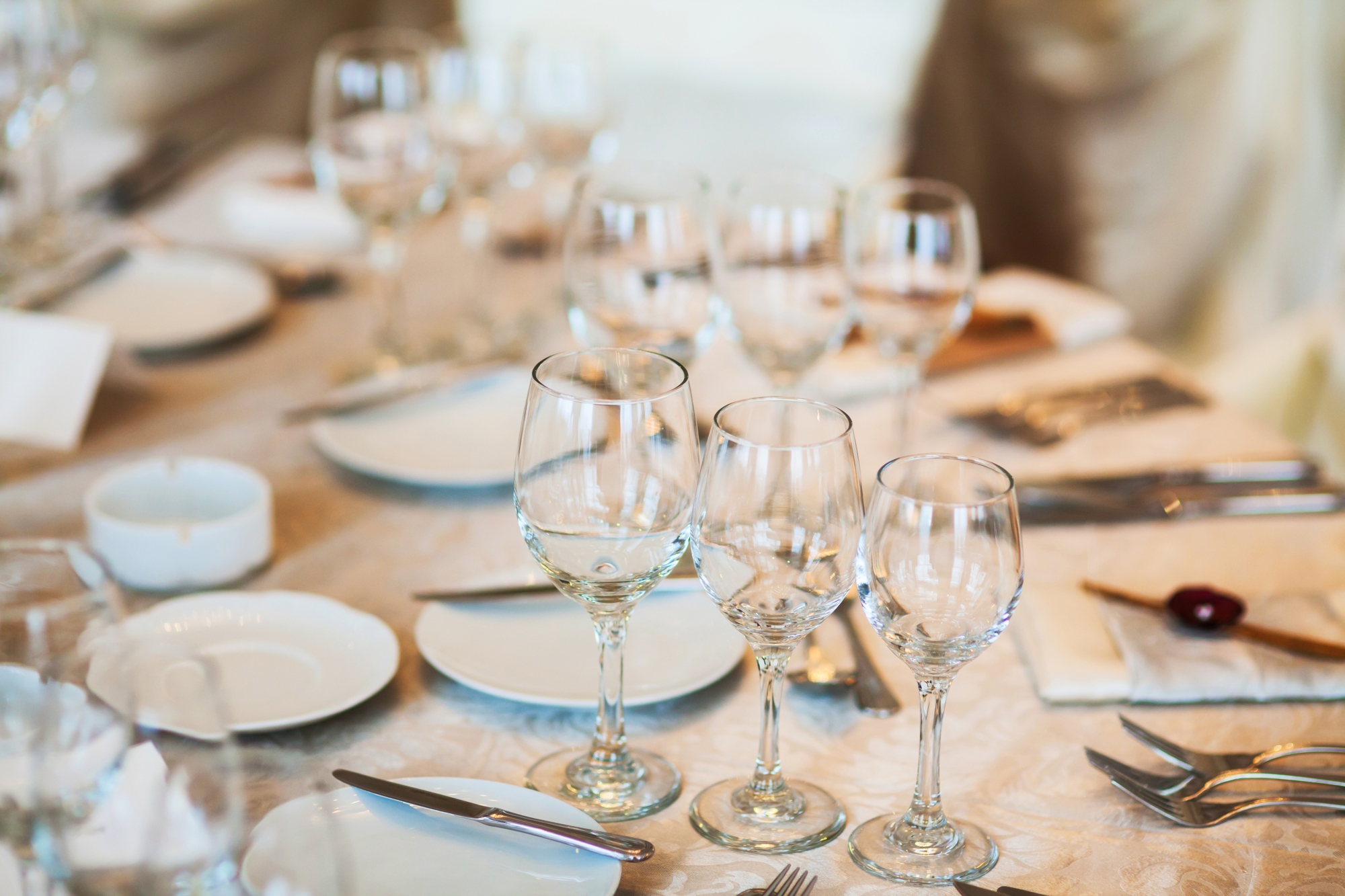 4 Ways To Ensure Your Guests Have a Positive Experience at Your Next Event